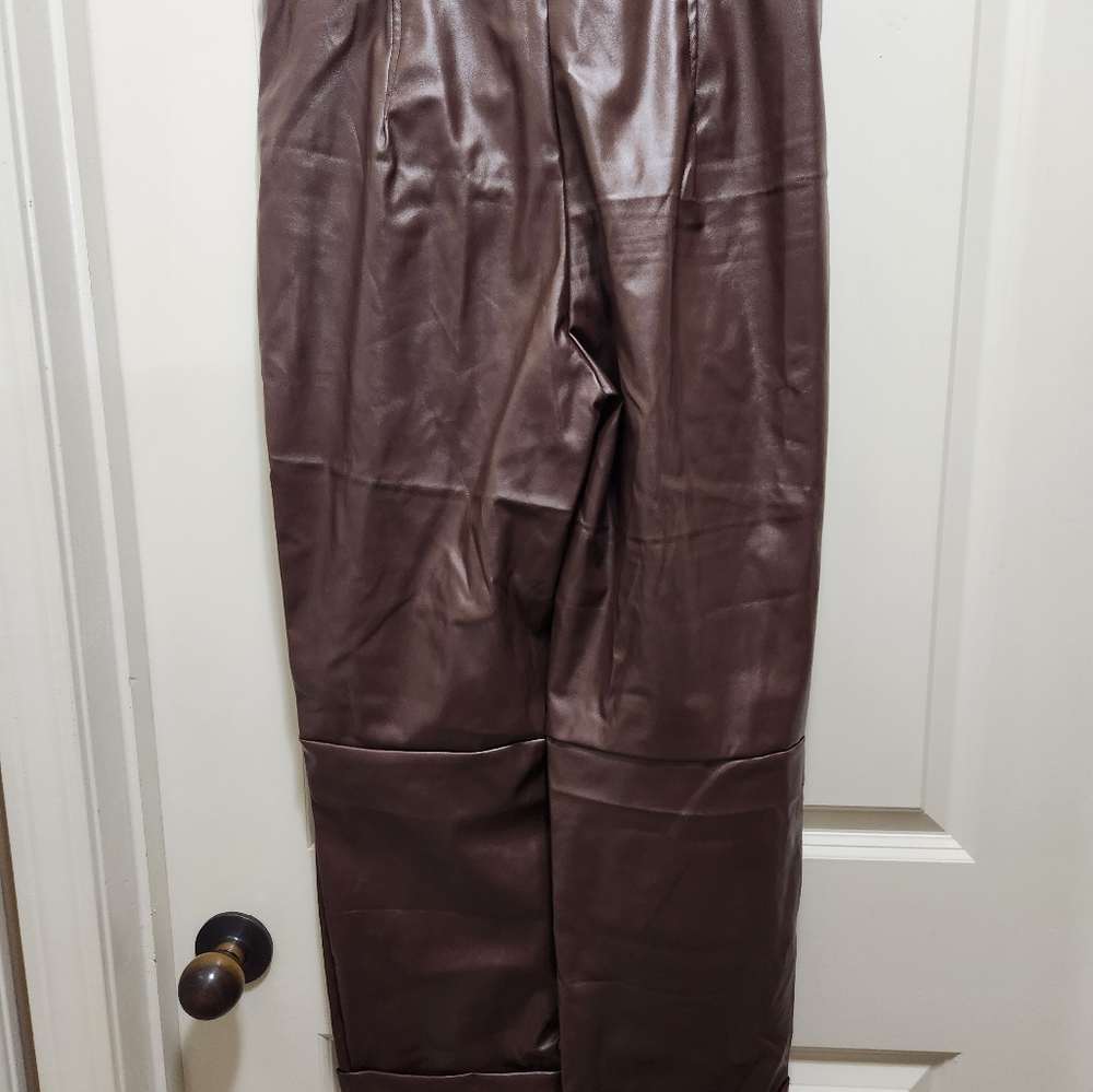 Faux leather pants - Picture 2 of 3